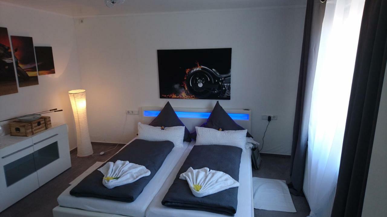 Moderne Wohnung 博登斯边的拉多夫采尔 外观 照片
