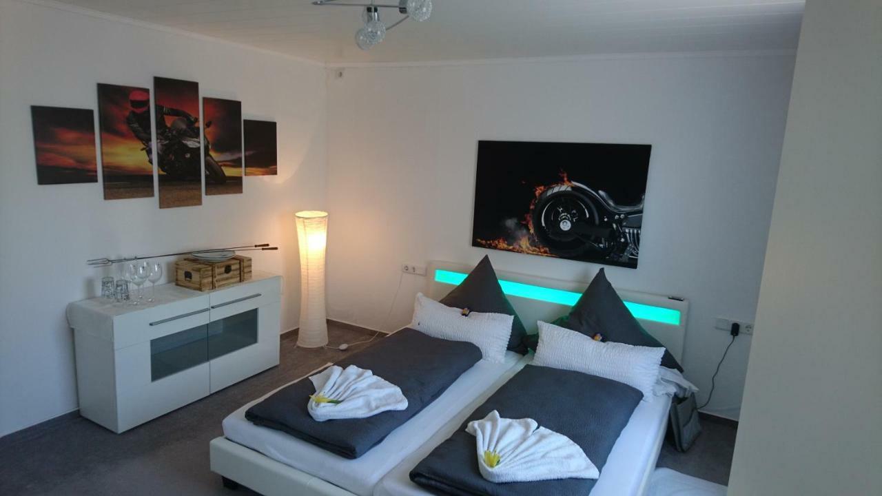 Moderne Wohnung 博登斯边的拉多夫采尔 外观 照片