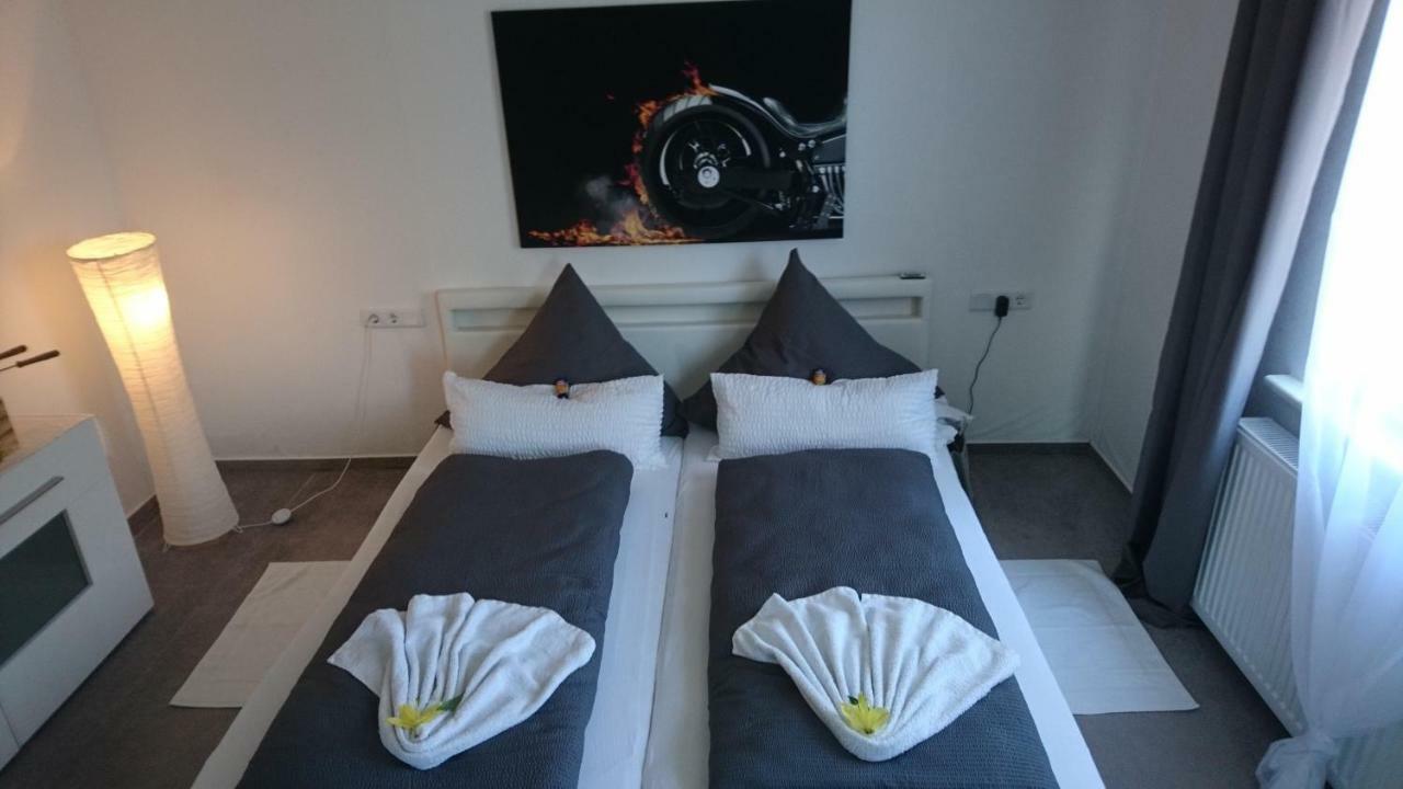 Moderne Wohnung 博登斯边的拉多夫采尔 外观 照片